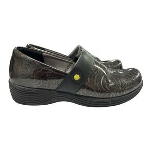 Work Wonders by Dansko Mary Jane Style  clogs Nursing Size 38 Women’s